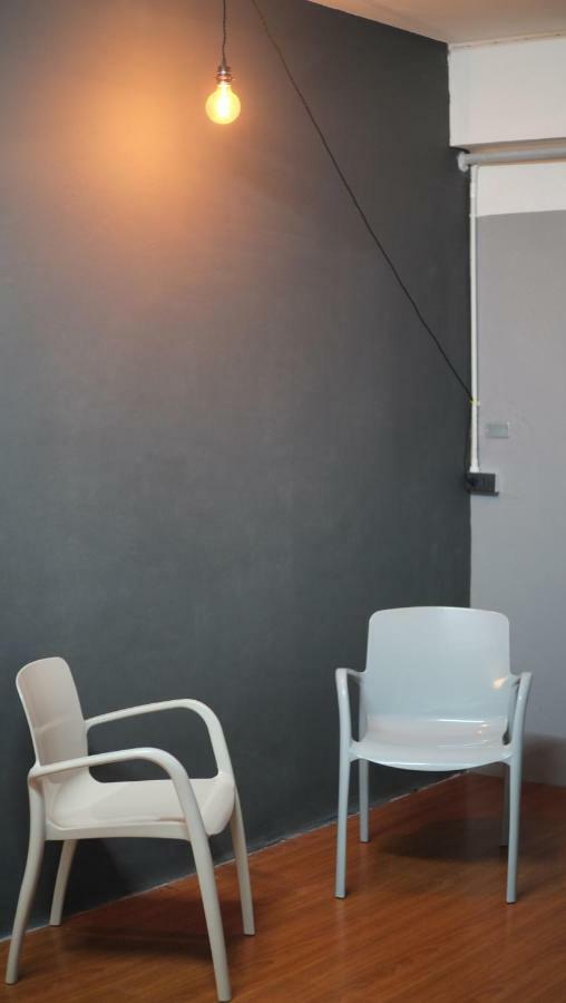 Soundsleep Hostel تْشينيغْرايْ المظهر الخارجي الصورة